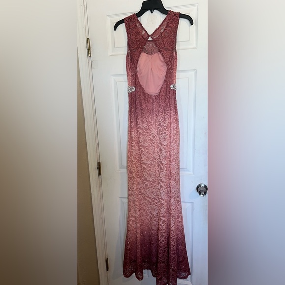 TWO-TONED ROSES DRESS - Picture 4 of 10